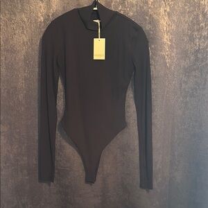 Skaines Black Long Sleeve Bodysuit